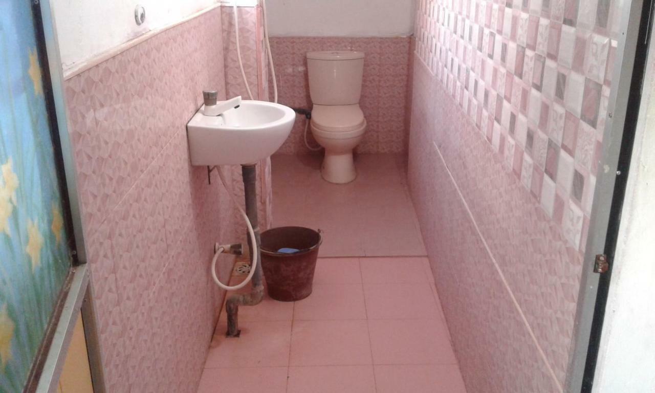 Kunam Beach Rest Inn Batticaloa Room photo